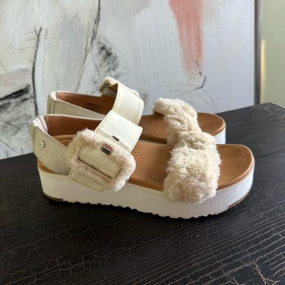UGG Cream and Tan Platform Sandals - Picture 5 of 11